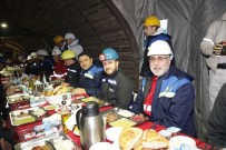 Bakan Isikhan, Kütahya'da Maden Isçileriyle Iftar Yapti