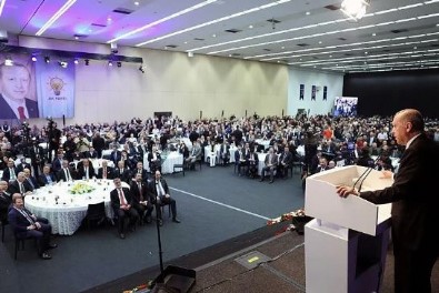 Başkan Erdoğan'dan Şoför Esnafları ile İftar Programı'nda önemli açıklamalar | Kamuya müjde: Ramazan Bayramı tatili 9 gün oldu