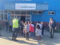 Karpuzlu'da 35 Ögrenci Trafik Dedektifi Oldu