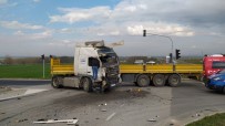 (Düzeltme) Tekirdag'da Tir, Yolcu Minibüsüne Çarpti Açiklamasi 5 Ölü, 10 Yarali