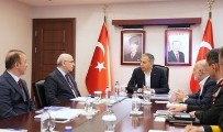 Bakan Yerlikaya Açiklamasi 'Adana Genelinde Gerçeklestirilen 44 Operasyonda 10 Organize Suç Örgütü Çökertildi'