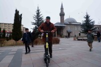 Erzurum'da Scooterlar Yollara Çikti, Ihtiyarlar Scooteri Sevdi