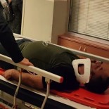 Kontrolden Çikan Kamyonet Sarampole Yuvarlandi Açiklamasi 5 Kisi Yaralandi