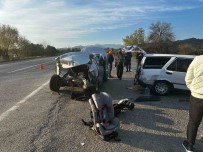 Milas-Söke Karayolu'nda Feci Kaza Açiklamasi 1'I Çocuk 5 Yarali