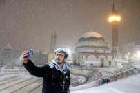 Sivas Bahari Beklerken Kisi Yasadi, Ortaya Kartpostallik Görüntüler Çikti Haberi