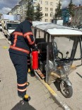 Üç Tekerlekli Mopedde Çikan Yangin Itfaiye Tarafindan Söndürüldü