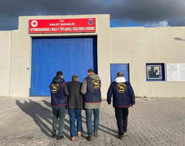 5 Yildir Kaçan 74 Yasindaki Cinayet Süphelisi Yakalandi