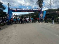 Ula'da 150 Sporcu Ile Bisiklet Yarismasi Gerçeklestirildi