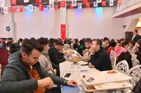 Belediye Iftar Sofrasi Her Gün Bin 100 Kisiyi Agirliyor Haberi