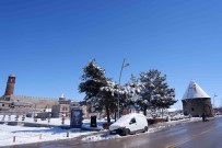 Erzurum'da 45 Köy Yolu Kapali