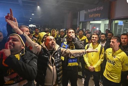İftarda ligden çekilme zirvesi! Fenerbahçe'den o oyuncular için flaş adım