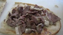 Siirt'te Büryan Kebabi Iftar Sofralarini Süslüyor