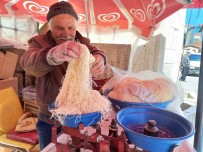 Yozgat'ta Kadayif Ustasi, Dededen Kalma Meslegini Tütün Kesme Tezgahinda Sürdürüyor Haberi