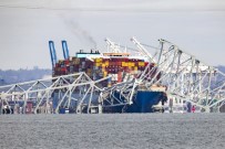 ABD'de Köprüye Çarpan Gemi 2016'Da Belçika'da Da Kazaya Karismis Haberi