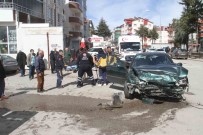 Konya'da 2 Otomobil Çarpisti Açiklamasi 3 Yarali Haberi