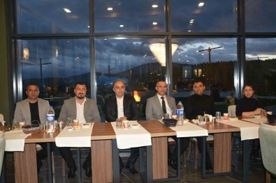 Korkuteli'nin 58 Mahalle Muhtari Iftarda Bulustu