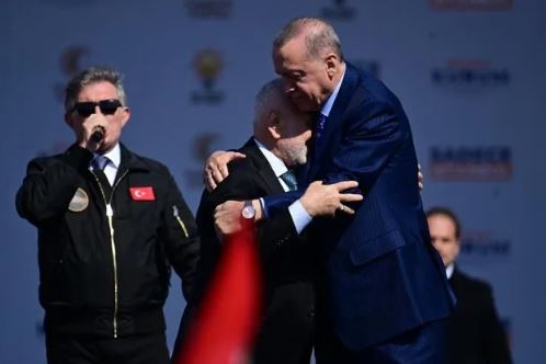 AK Parti’ye katılan Suat Pamukçu’dan önemli açıklamalar: Yeniden Refah Partisi çizgisinden çıktı!