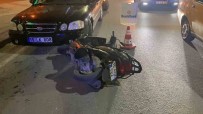 Burdur'da Otomobile Çarpip Sürüklenen Motosikletli Genç Agir Yaralandi Haberi