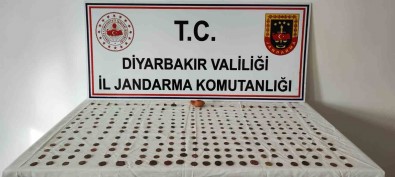 Diyarbakir'da 298 Adet Tarihi Eser Ele Geçirildi Açiklamasi 7 Gözalti