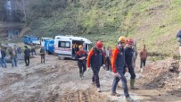 Trabzon'da Göçük Altinda Kalarak Hayatlarini Kaybeden Isçilerin Kimlikleri Belirlendi Haberi