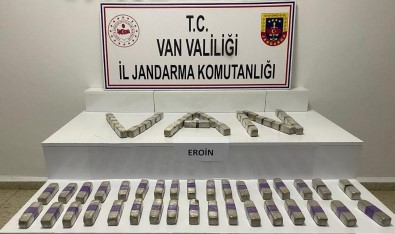 Van'da 14 Kilo Eroin Ve 59 Bin Adet Sentetik Hap Ele Geçirildi