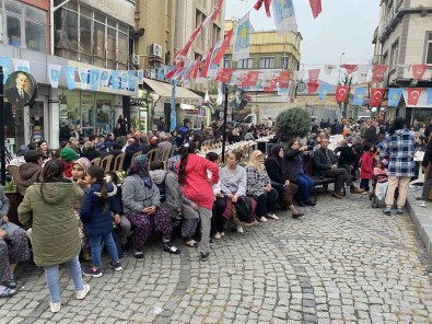 Vatandaslardan CHP'li Baskana Iftar Tepkisi Açiklamasi 'Orucumu Parayla Aldigim Suyla Açtim'