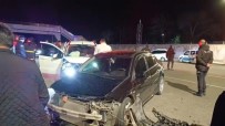 Bingöl'de 2 Otomobil Çarpisti Açiklamasi 4 Yarali Haberi