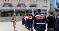 Edirne'de Yunanistan'a kaçmaya çalışan 13 terör şüphelisi yakalandı