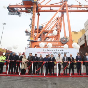 MIP 25 Milyon TEU'nun Üzerinde Konteyner Elleçleyerek Yeni Bir Kilometre Tasina Ulasti