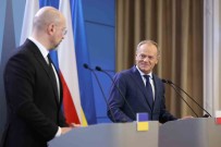 Polonya Basbakani Tusk Ve Ukrayna Basbakani Smihal Bir Araya Geldi Haberi