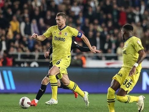 Dusan Tadic ve Edin Dzeko ayrılıyor! İşte yeni adresleri...