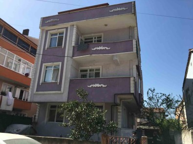 3. Kattan Düsen 1,5 Yasindaki Çocuk Agir Yaralandi