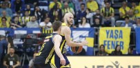 Hayes-Davis Rekor Kirdi, Fenerbahçe Farkli Kazandi