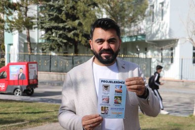 Muhtar Adayindan Ilginç Vaat, Duyan Bir Kez Daha Düsündü