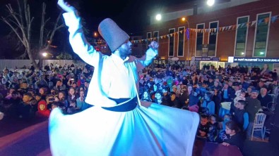 5 Bin Kisi Iftar Yemeginde Bulustu