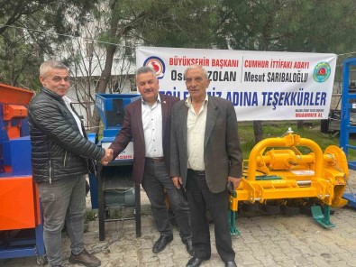Baskan Zolan'dan Buldanli Çiftçilere Tarimsal Makine Destegi