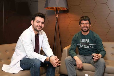 Yillar Sonra Ilk Kez Kendi Basina Çay Içebildi