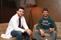 Yillar Sonra Ilk Kez Kendi Basina Çay Içebildi