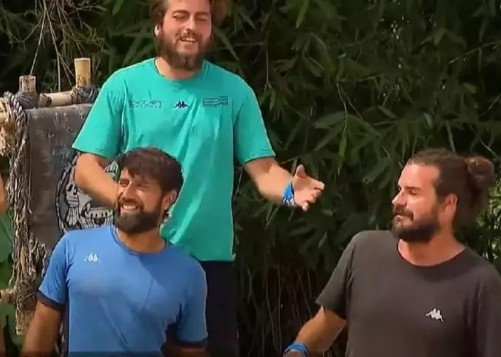 Yemek yerken yakalandı