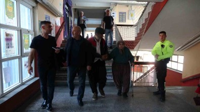 Kozan'da Tarihi Okullarda Seçim Heyecani Yasaniyor