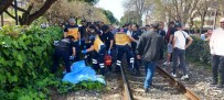 Manisa'da Yolcu Trenin Çarptigi Kadin Hayatini Kaybetti