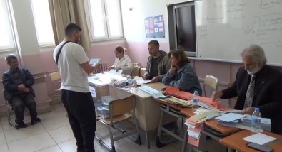 Tunceli'de Oy Sayimi Devam Ediyor