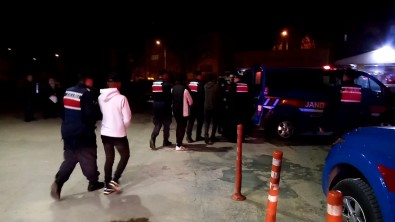 Bursa'da Kaçak 5 Afgan Uyruklu Sahis Yakalandi