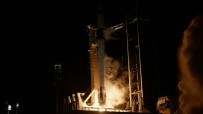 Dragon Uzay Aracini Tasiyan Falcon-9 Roketi Basariyla Firlatildi Haberi