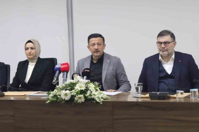 Hamza Dag Açiklamasi 'Izmir Için Elimi Degil, Gövdemi Ortaya Koyuyorum'