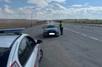 Jandarma Ekiplerinin Trafik Denetiminde 1 Milyon 787 Bin TL Ceza Yazildi