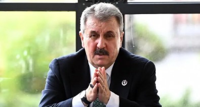 Mustafa Destici trafik kazası geçirdi