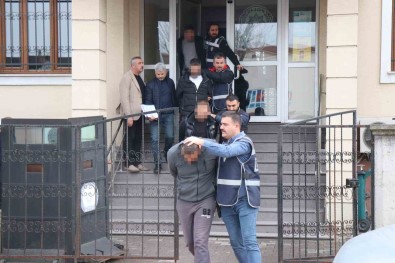 Yol Kenarinda Ölü Bulunmustu Açiklamasi Cinayete Kurban Gittigi Anlasildi