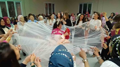 Zihinsel Engelli Genç Kizin Gelinlik Hayali Gerçek Oldu