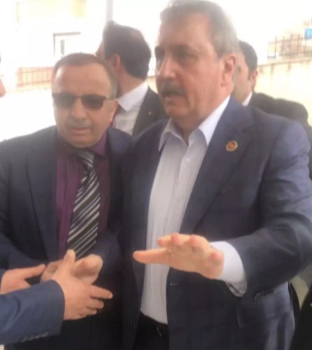 Mustafa Destici trafik kazası geçirdi